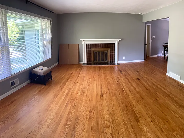 2607 Lomond Dr — Photo 3