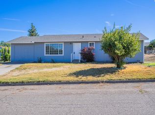 1001 Conestoga Way, Grandview, WA 98930