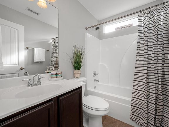 5th image of 5711 Enclave Dr