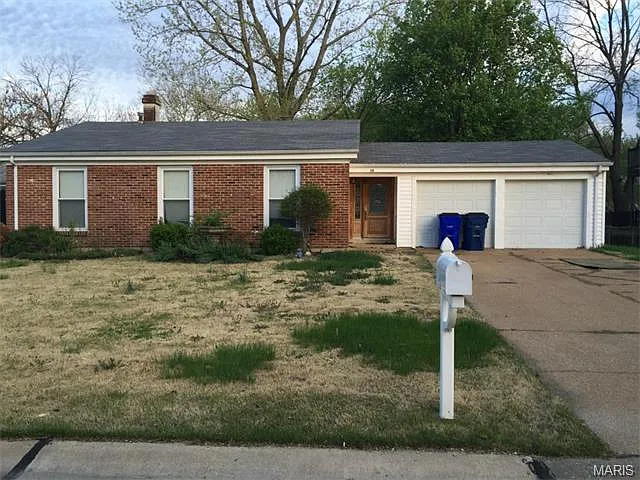 10 Elm Dr photo 1