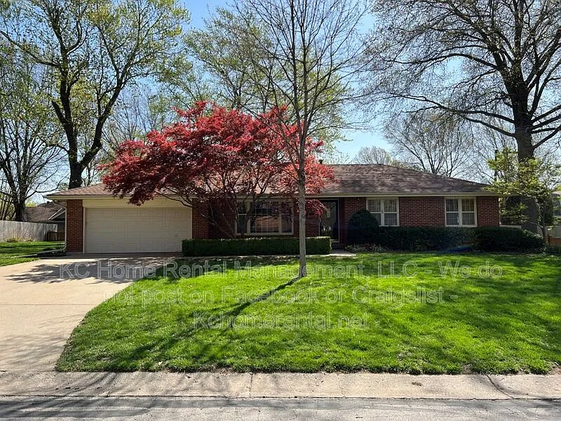 3 bed, 2.0 bath, 1652 sqft, $2,295 — Photo 1