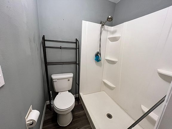 3rd image of 2970 Gillmar St