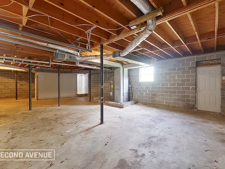 2341 9th Pl NW — Photo 16