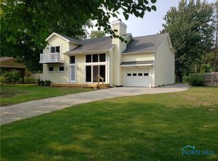 6034 Whiteacre Rd, Toledo, OH 43615