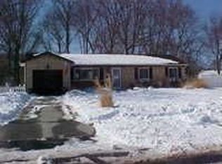 264 Wyandanch Rd, Sayville, NY 11782