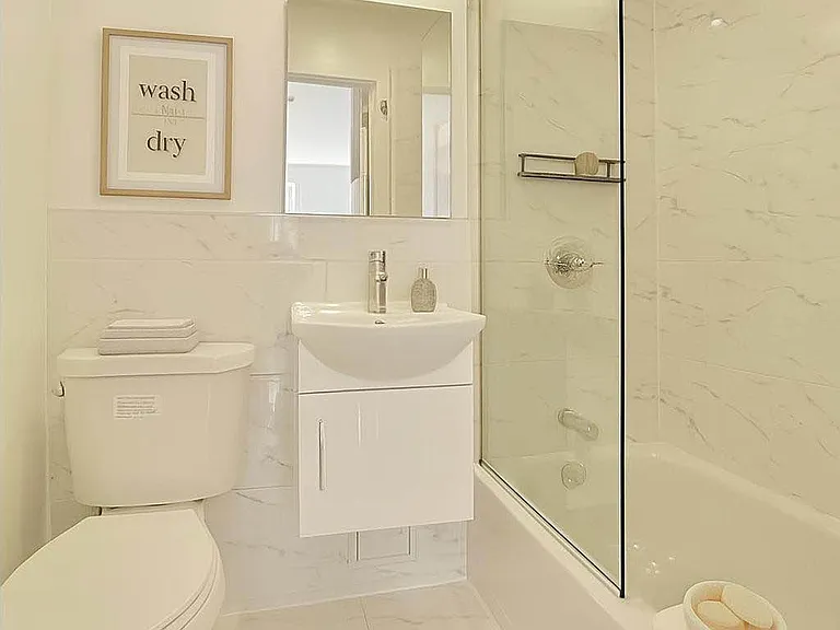1355 2nd Ave #5C — Photo 3