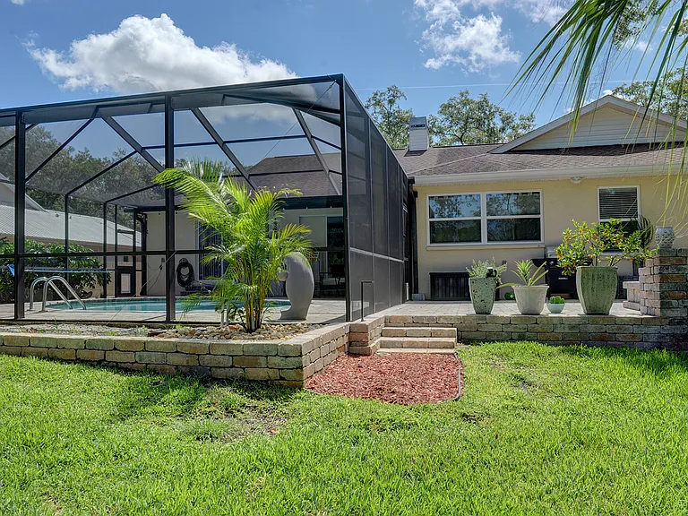 220 N Country Club Dr — Photo 35