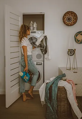 Rented by The Moinian Group | media 31