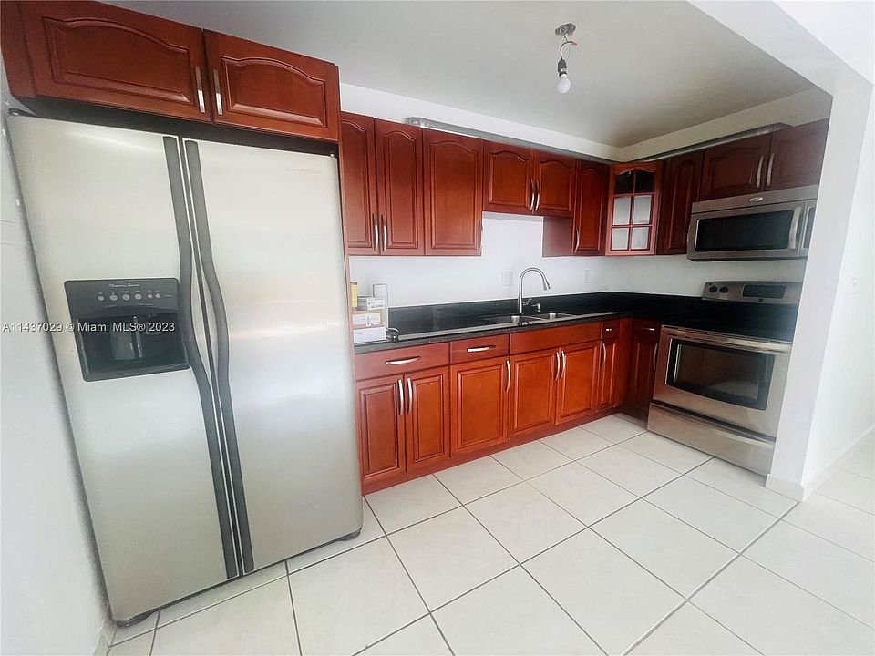 1st image of 4300 NW 79th Ave APT 1E