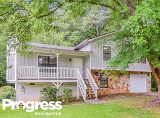 2187 Chestnut Bnd, Lithia Springs, GA 30122