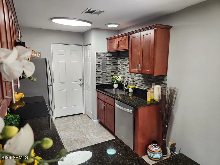 3026 E Brill St #4 — Photo 5