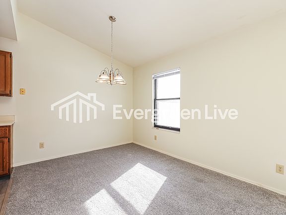 5th image of 6380 Rolling Glen Dr