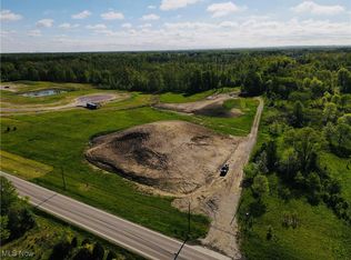 E River Rd, Columbia Station, OH 44028