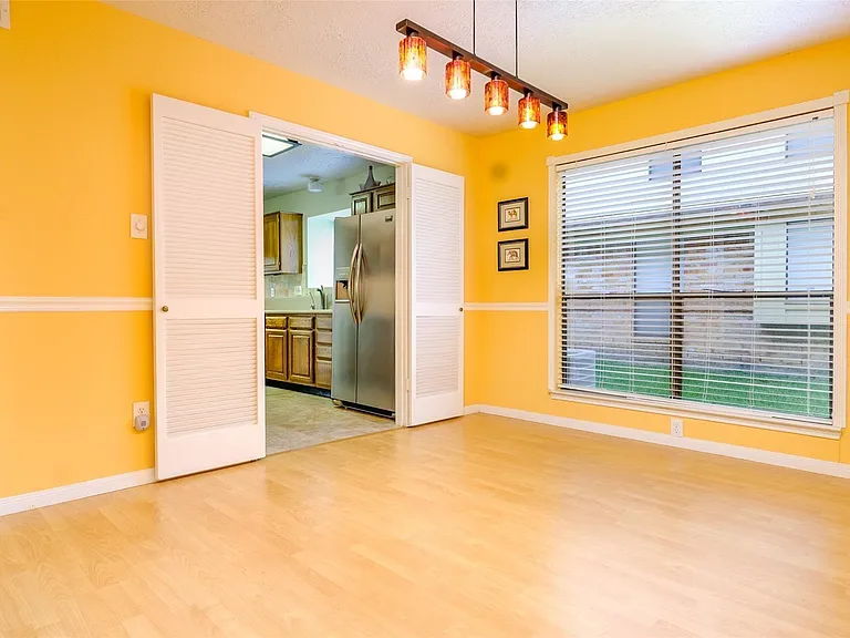 2520 Hadley Cir — Photo 5