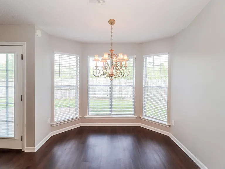 10316 Cottage Oaks Dr — Photo 8