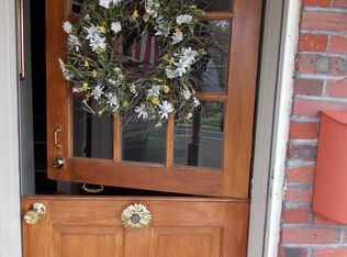 204 Twining Rd, Oreland, PA 19075