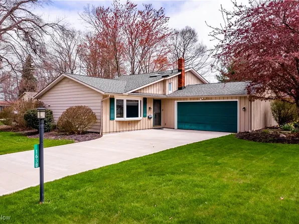 31638 Newbury Dr, Avon Lake, OH 44012