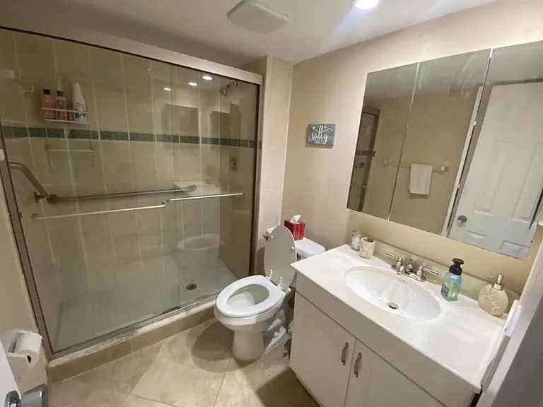 1010002 S Ocean Dr — Photo 14