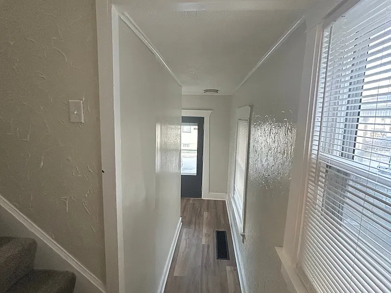 1603 Manette Pl — Photo 12