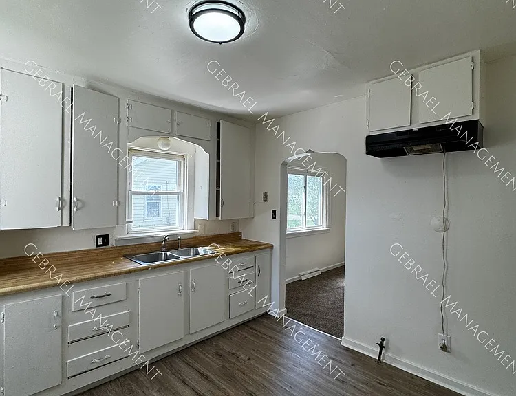 2662 Brunkow Ct — Photo 9
