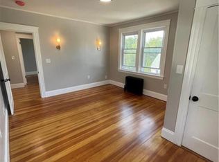 19 Lucy St FLOOR 2, Providence, RI 02909