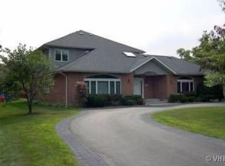 601 Glendale Rd, Glenview, IL 60025