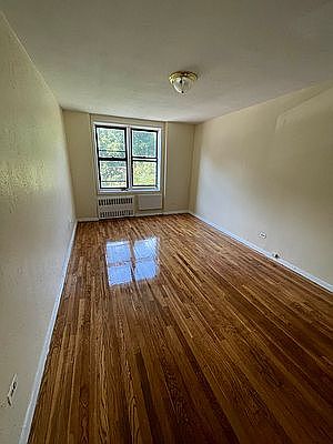 4th image of 3332 Nostrand Ave #D5