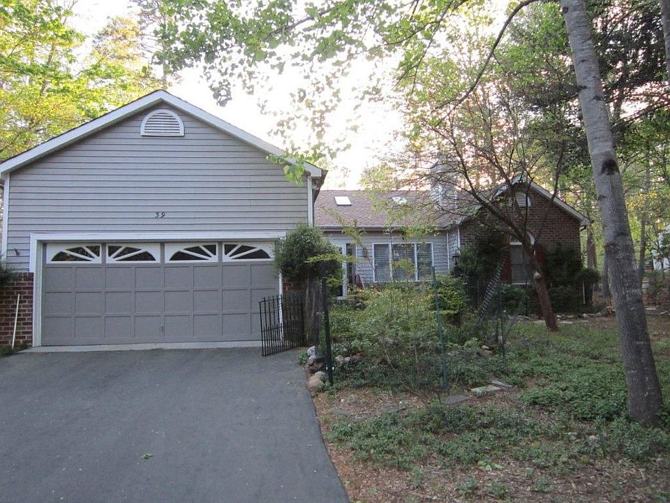 1st image of 39 W Lake Forest Dr
