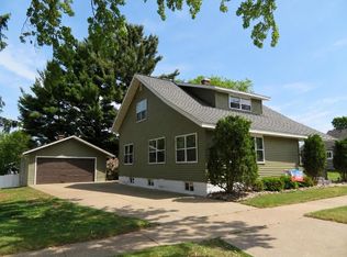 1208 E 9th St, Merrill, WI 54452