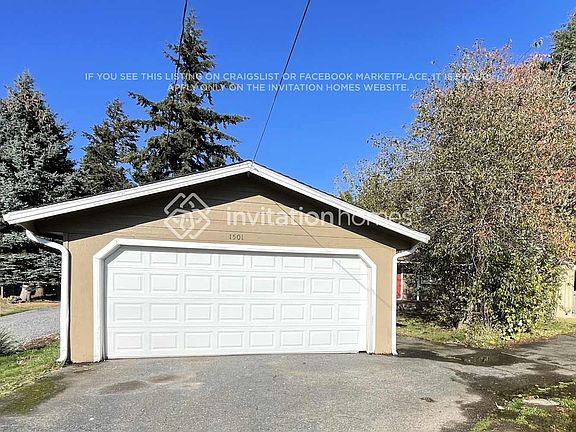 2nd image of 1501 51st St NE