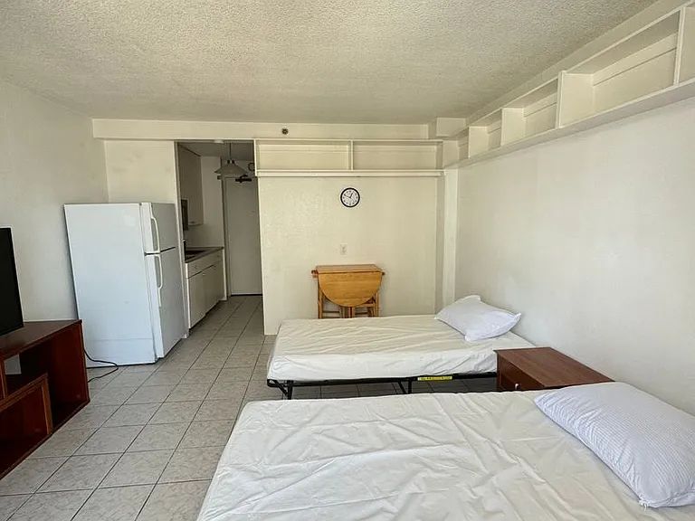 1920 Ala Moana Blvd #1410 — Photo 14
