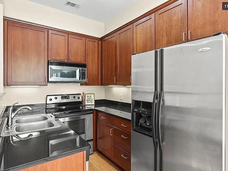 4031 Holland Ave #A — Photo 11