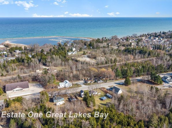 517 N Us Highway 23, Harrisville, MI 48740