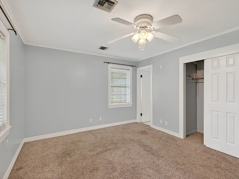 1911 Bermuda St — Photo 19