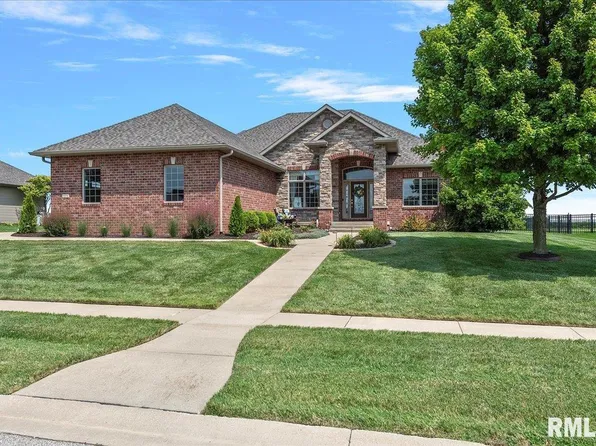 4505 Lynhurst Rd, Springfield, IL 62711