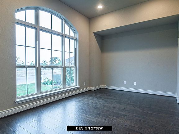 3rd image of 2074 Cullum Park
