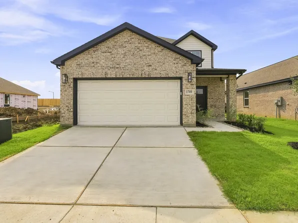 1709 Romans Rd, Ennis, TX 75119