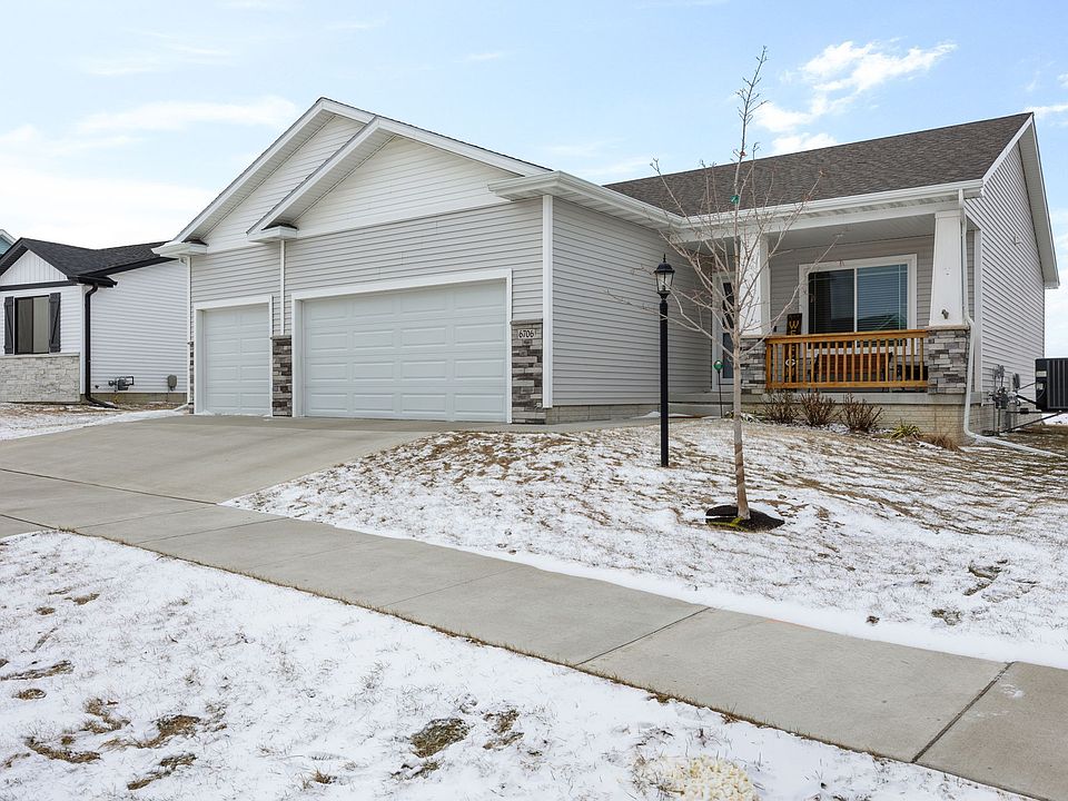 1st image of 6706 NE 9th Ct