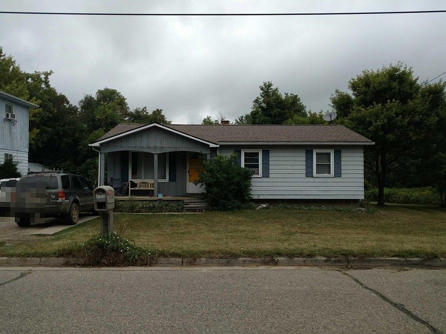 1st image of 731 E Sherman St