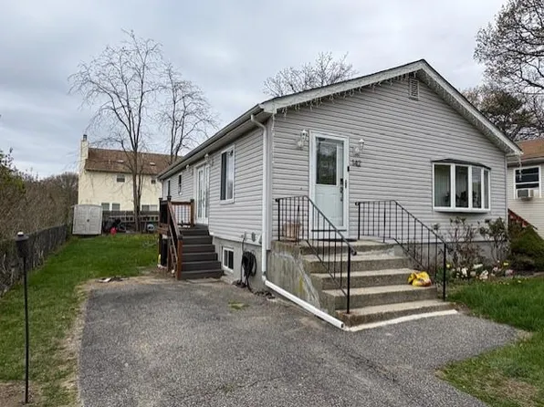 142 North 27 Street, Wyandanch, NY 11798