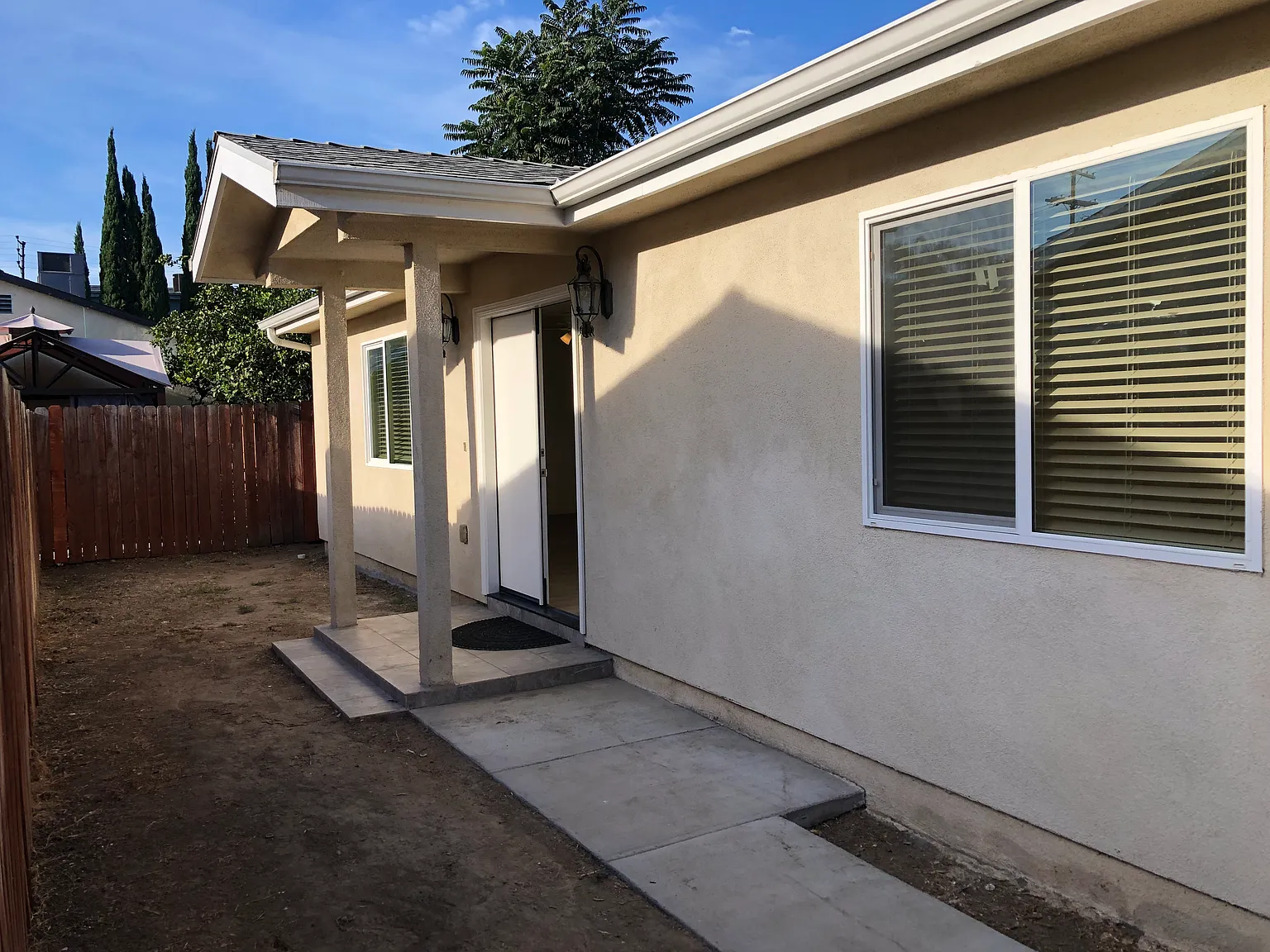 3 bed, 1500 sqft, $2,850 — Photo 1