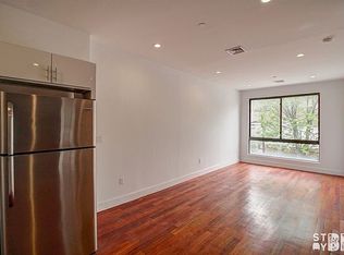 521 Maple St #4FD, Brooklyn, NY 11225