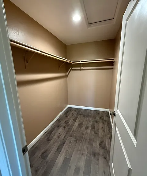 1037 Honeybell Ct — Photo 16