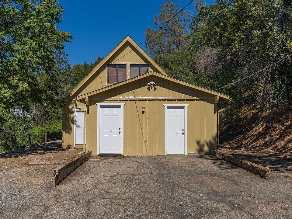 8674 Center St, Mokelumne Hill, CA 95245 MLS 223051793 Zillow