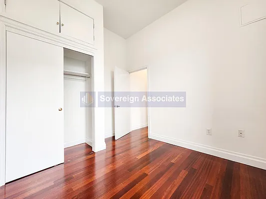 Rented by Sovereign Associates | media 7