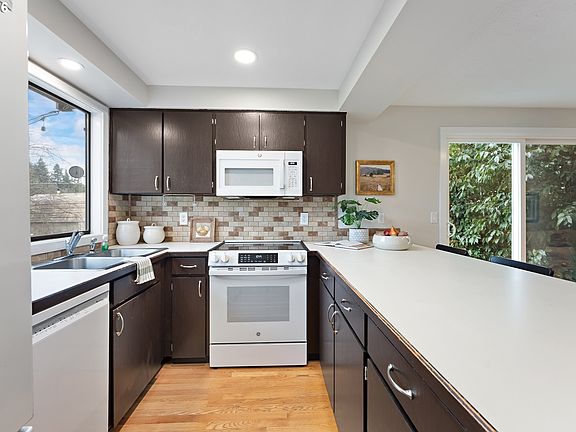 5th image of 9711 SW Arikara Dr