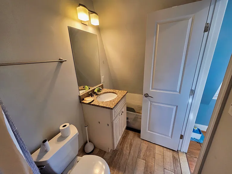 907 Webster St NW #3 — Photo 37