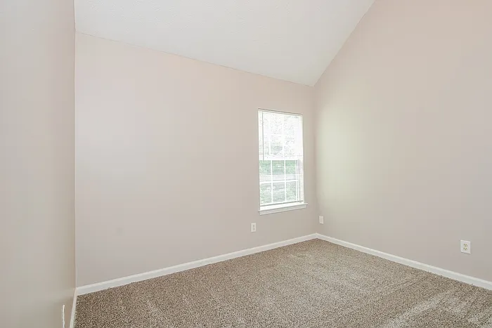 2427 Napa Valley Dr — Photo 16