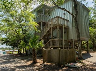 219 N Bald Head Wynd UNIT 11B, Southport, NC 28461