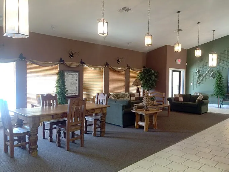 Pine Creek Townhomes — Photo 20